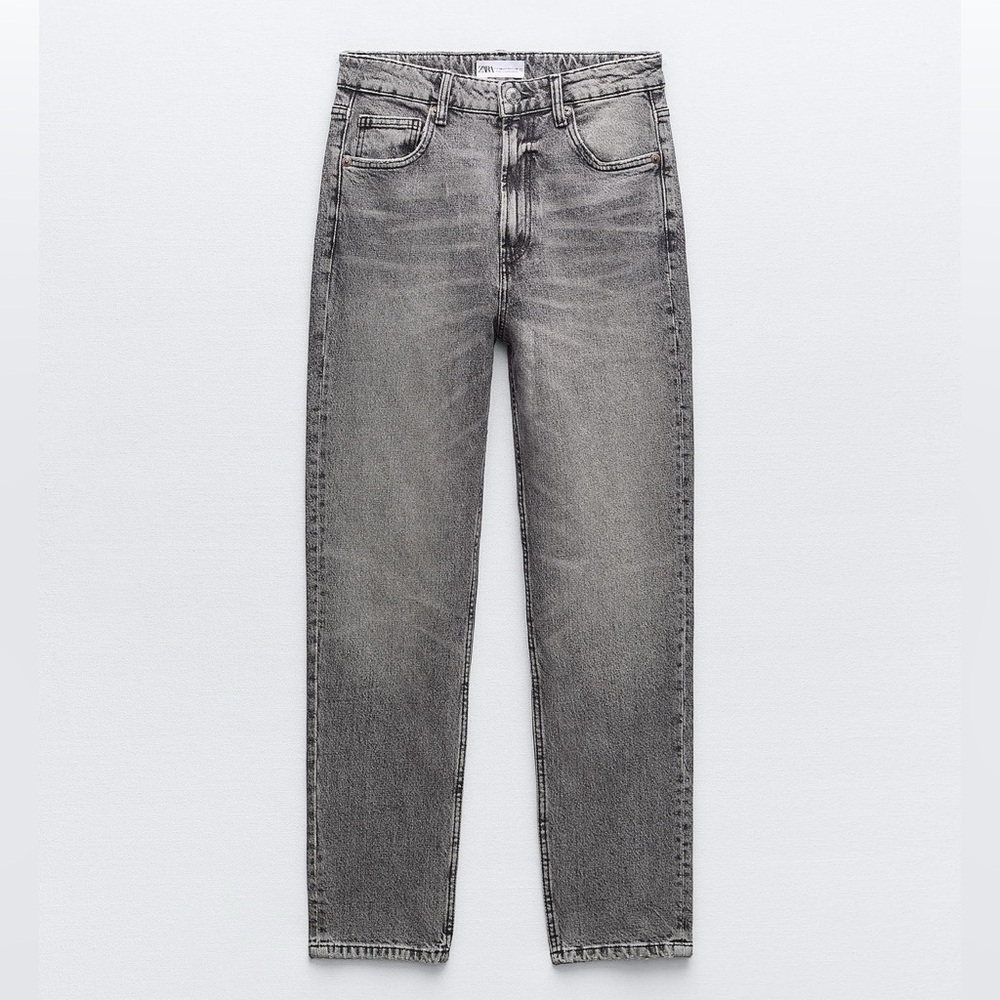 Zara High Rise Mom Jeans - Size US4